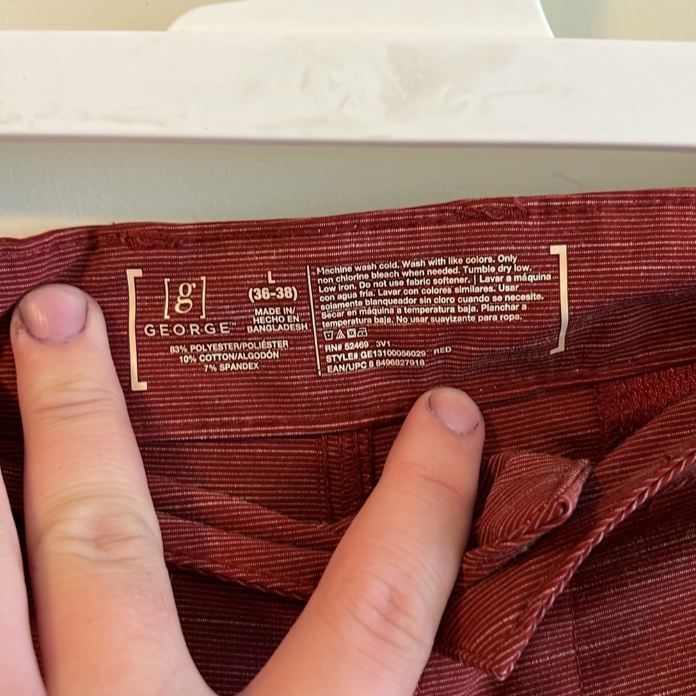 Red George dress shorts - Picture 4 of 4